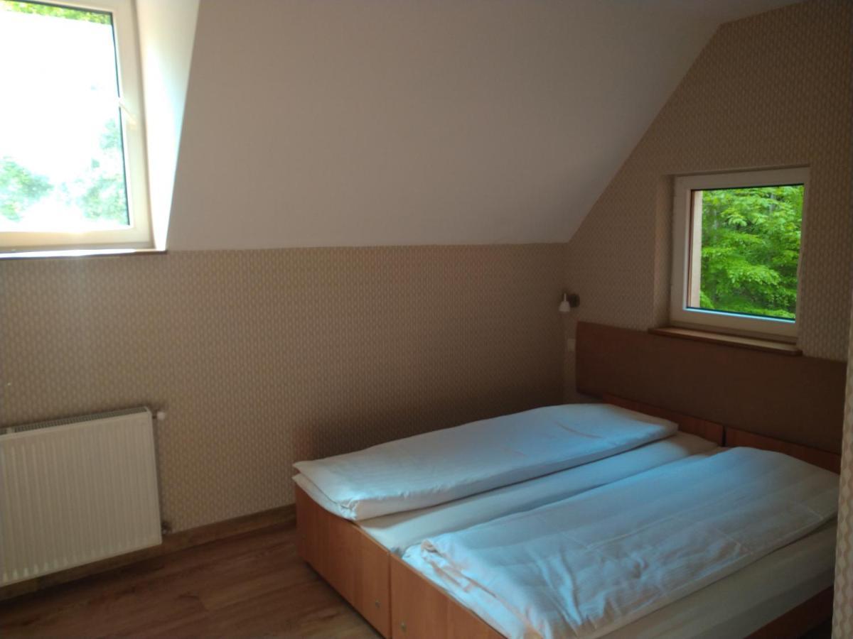 Dworek Lesny Kudowa-Zdrój Exterior foto